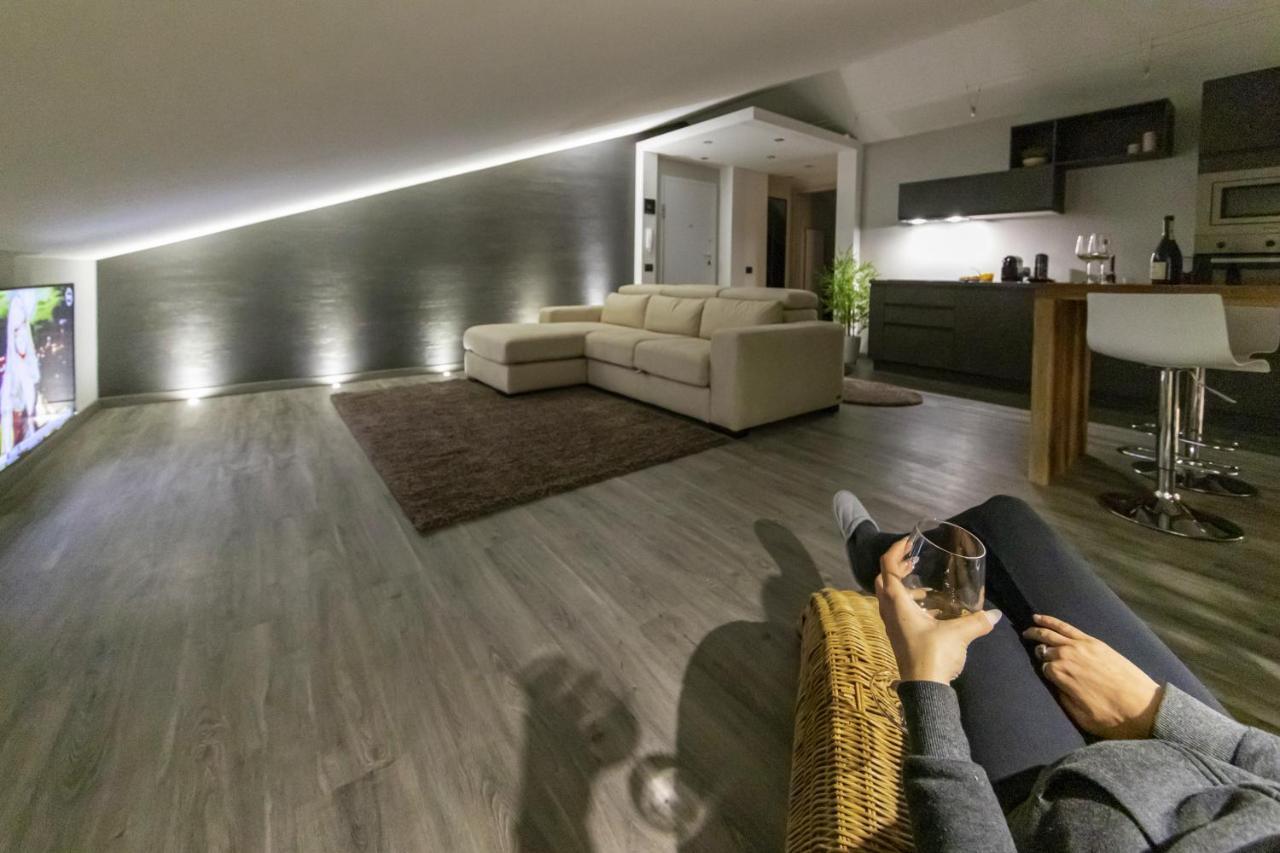 Apartament Panoramic Penthouse In The Historical Center Domodossola Zewnętrze zdjęcie